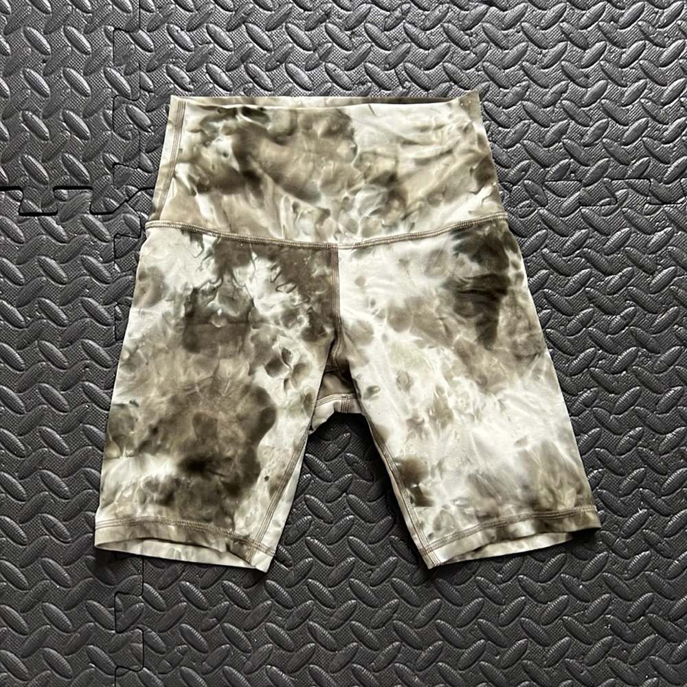 Lululemon align short 8”